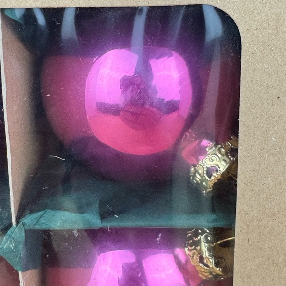 Set of 6 Pearlized Raspberry Christmas Glass Ball Ornaments Made in West Germany - Picture 8 of 9